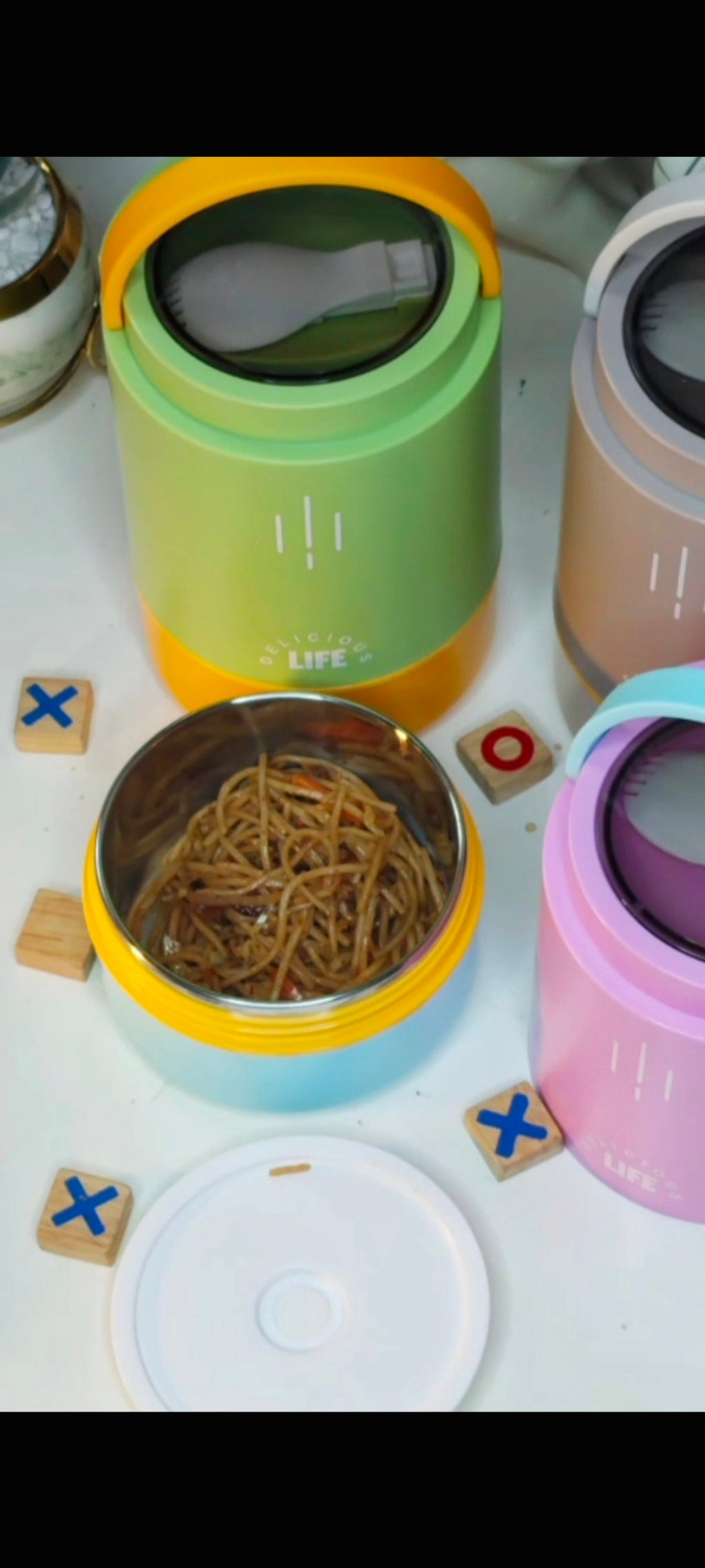 Benny-Bento Boxes