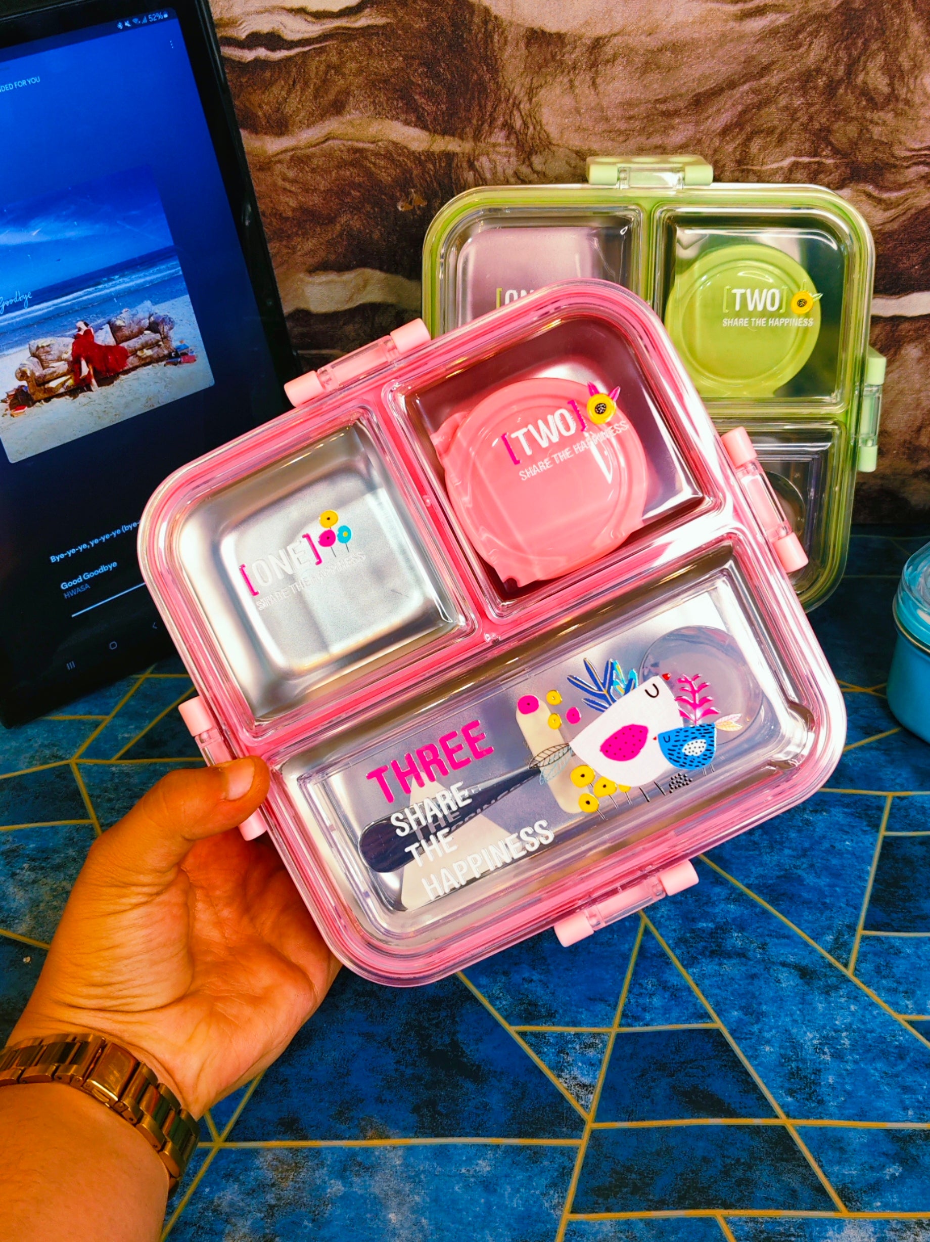 Big Bite 🍱 Bento|Insulated|Spill proof|3-Compartment|Free Cutlery |FREE Small Box
