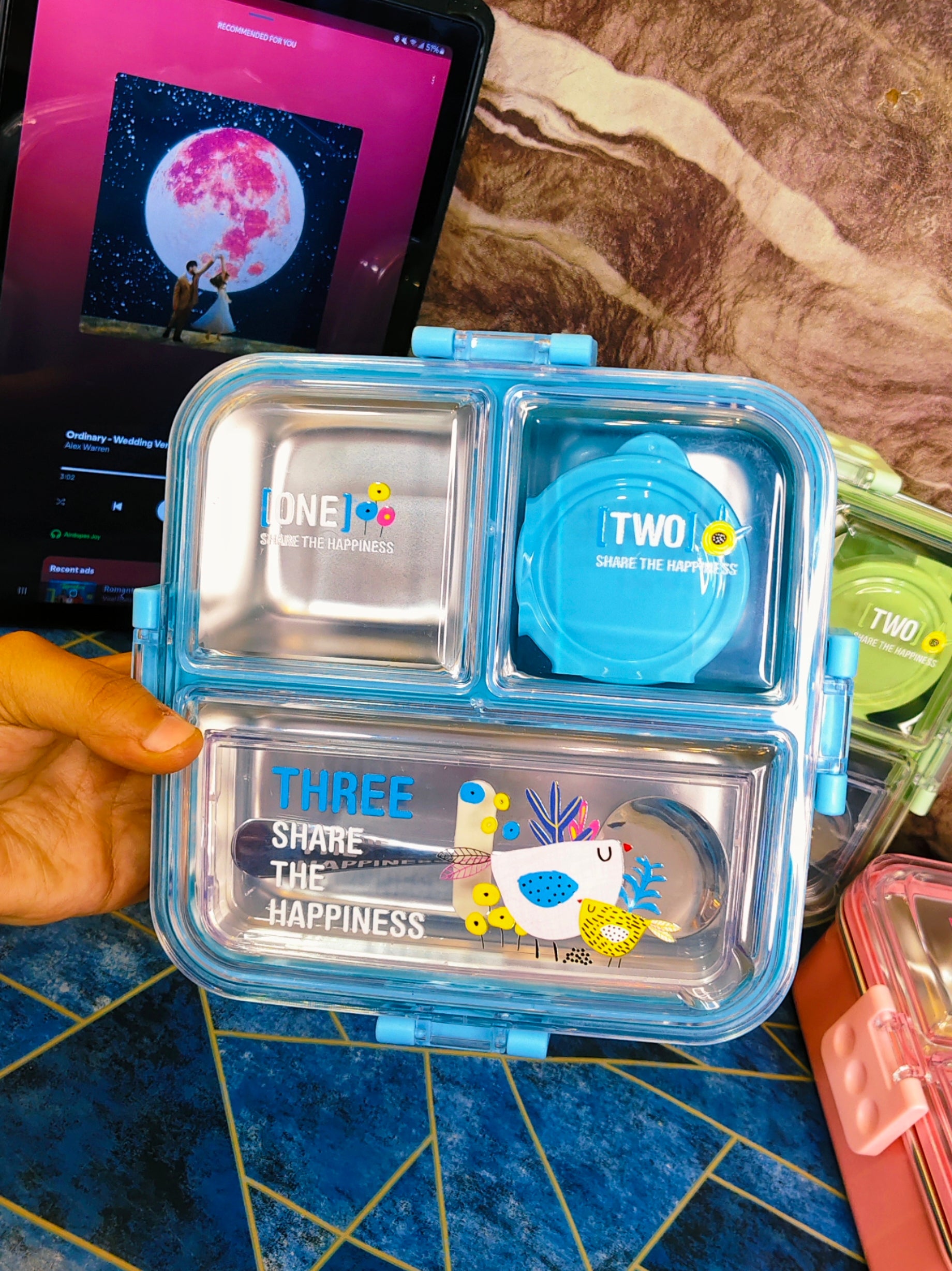 Big Bite 🍱 Bento|Insulated|Spill proof|3-Compartment|Free Cutlery |FREE Small Box