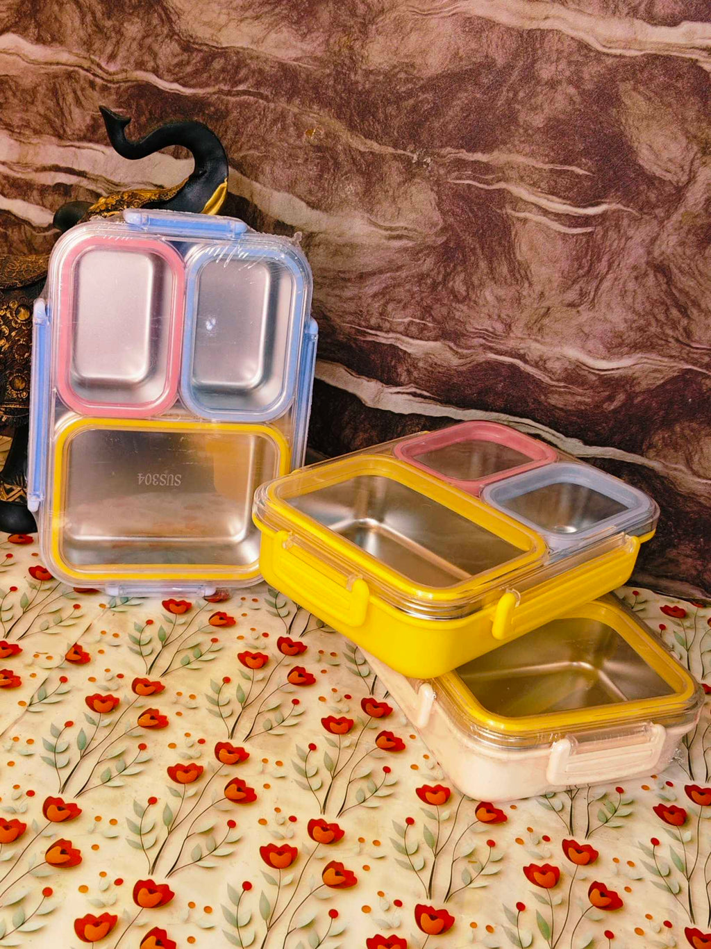 3-Compartment lunchbox|Leakproof lunchbox|Insulated Stainless steel|1000ml|kiidzkornerz