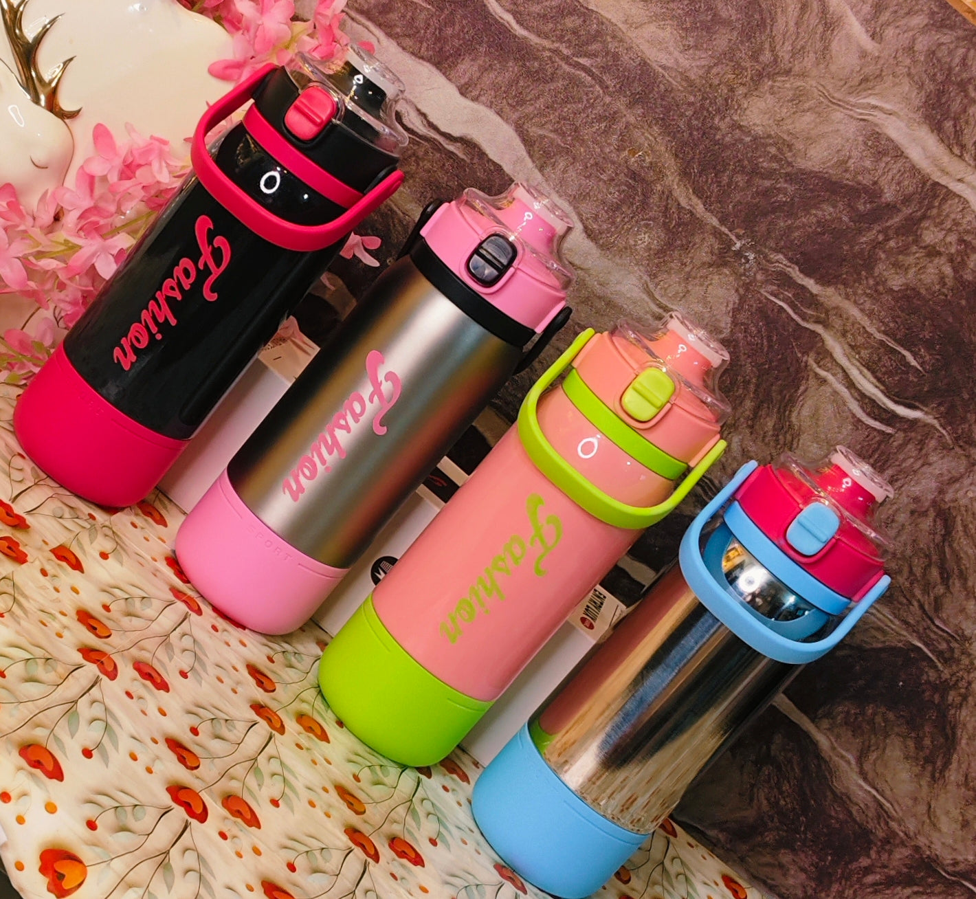 Fashion bottles|570ml|Insulated|100%leak proof|With a cup|2dual sip|kiidzkornerz