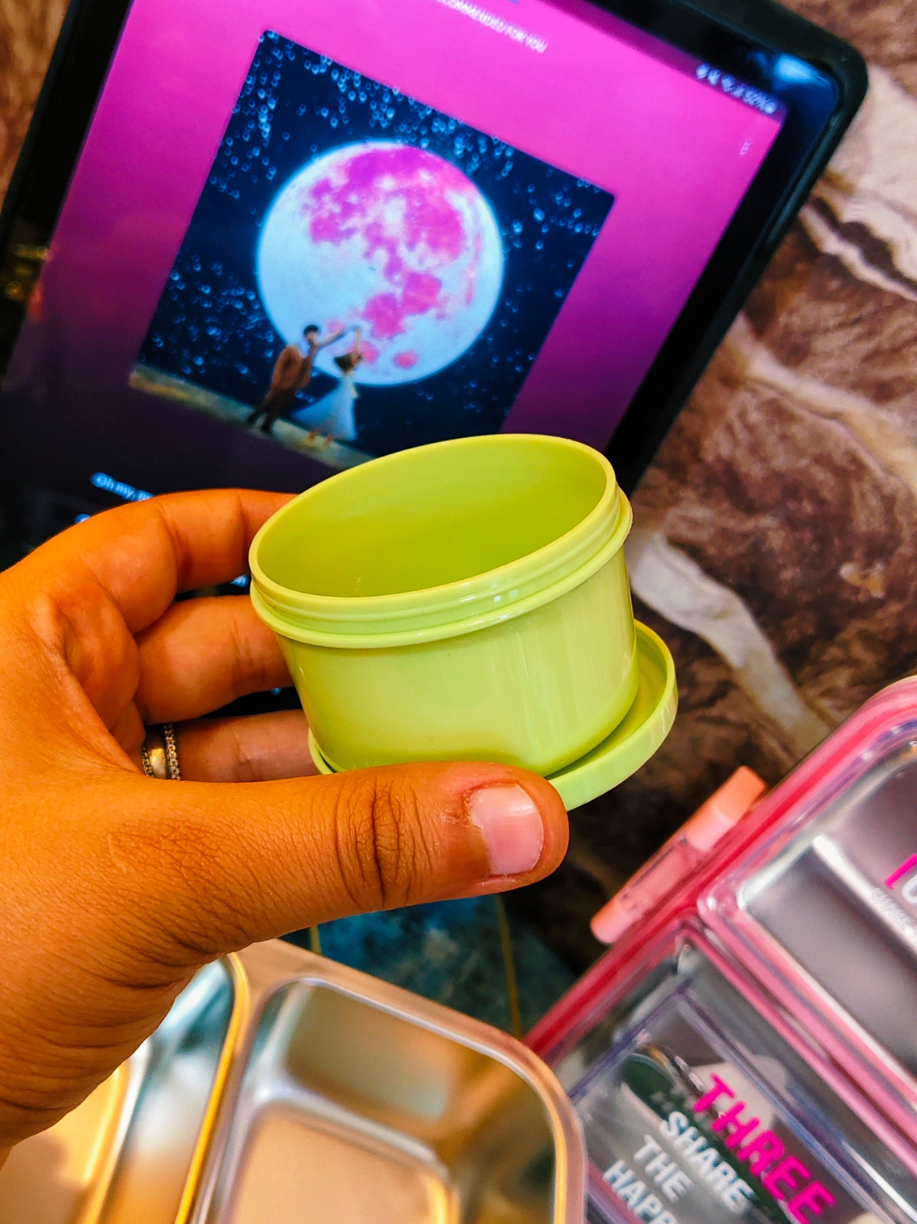 Big Bite 🍱 Bento|Insulated|Spill proof|3-Compartment|Free Cutlery |FREE Small Box