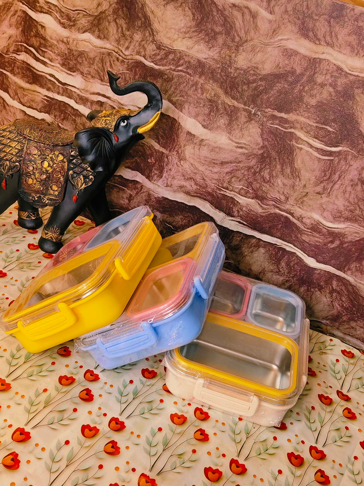 3-Compartment lunchbox|Leakproof lunchbox|Insulated Stainless steel|1000ml|kiidzkornerz