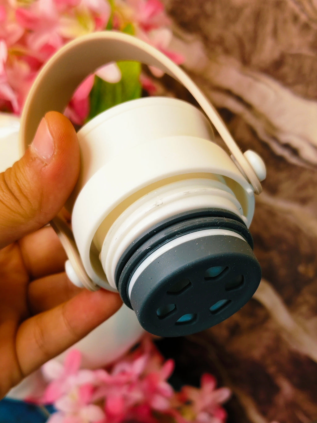 Sporty 500ml Bottles|Insulated|Stainless steel|Spillproof|With strainer|Kiidzkornerz
