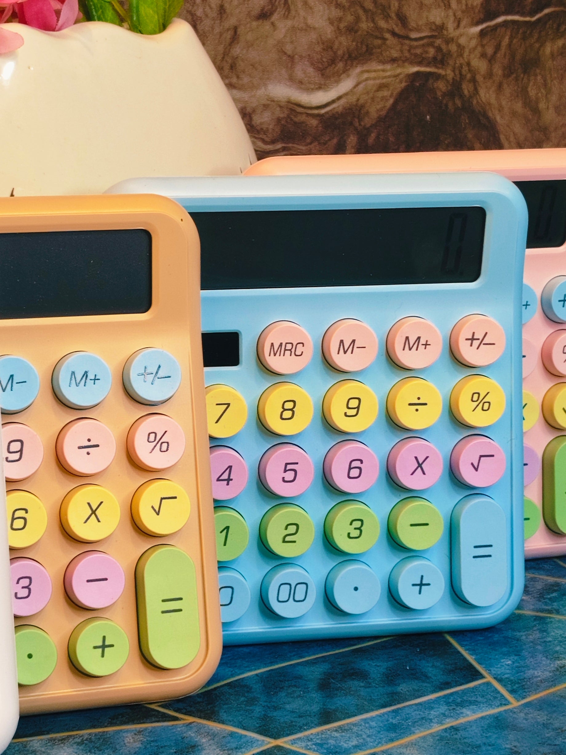 Electronic Calculator|Premium quality|Solar charging |Pastel colours|Kiidzkornerz