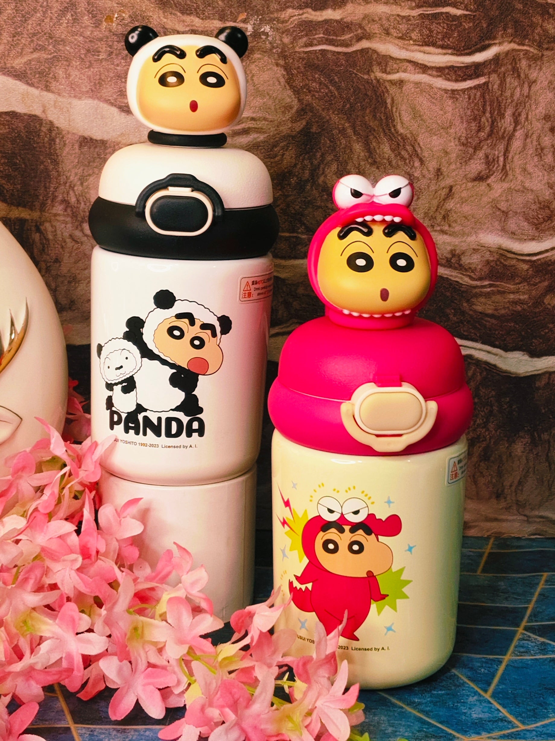 Shinchan Kids Sipper| Dual sip |Insulated|Stainless Steel|Spillproof|Cute design|Kiidzkornerz